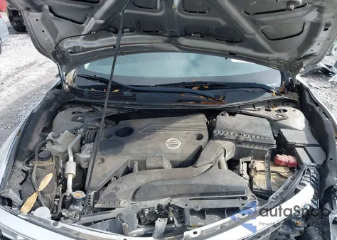 2015 Nissan Altima 2.5/2.5 S/2.5 Sl/2.5 Sv z USA, uszkodzony, nr VIN 1N4AL3AP9FN875507